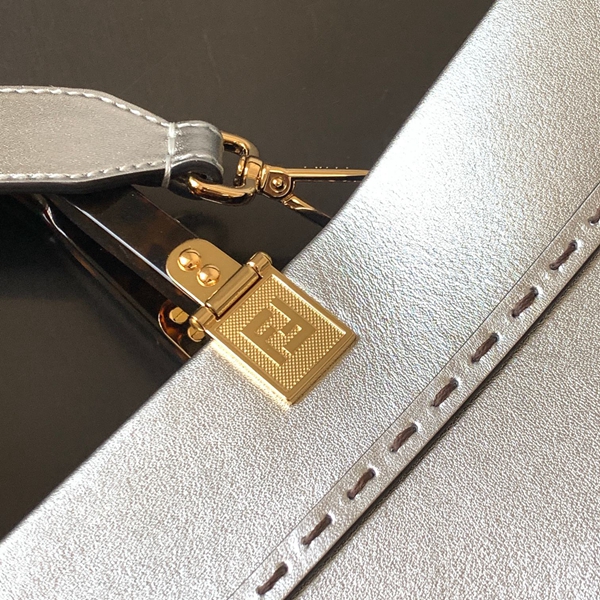 スーパーコピーブランドバッグ素材ディテール